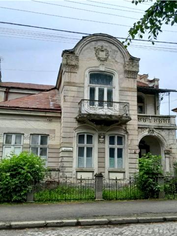 Міцкевича вул., 5