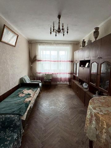 Білоруська вул., 17