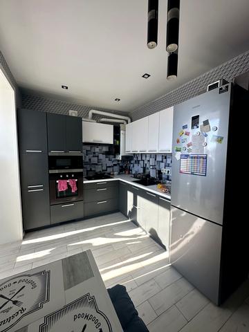 Григорія Сковороди вул., 11/1