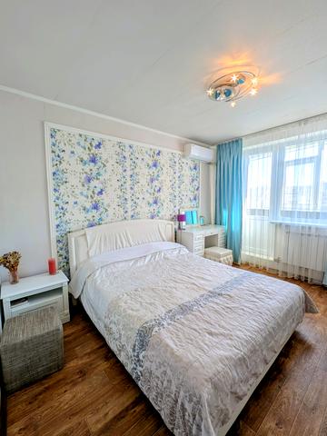 Велика Кільцева вул., 136