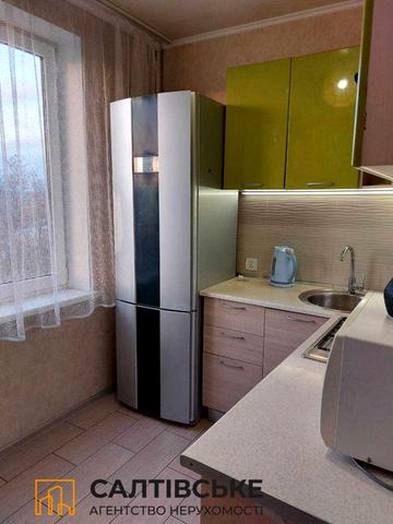 Академіка Павлова вул., 162а