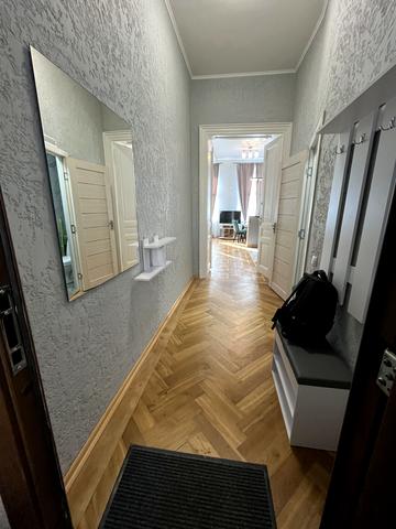 Івана Григоровича вул., 3