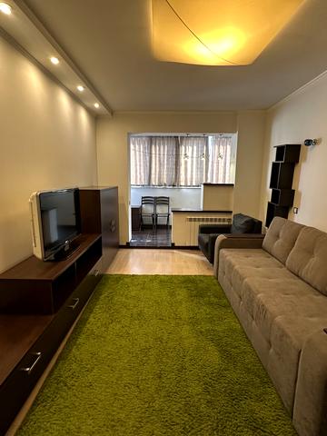 Ревуцького вул., 4