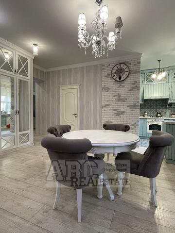 Сомівська вул., 37-39