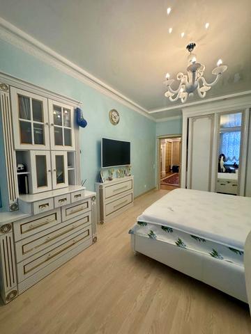 Лесі Українки бульв., 7-А