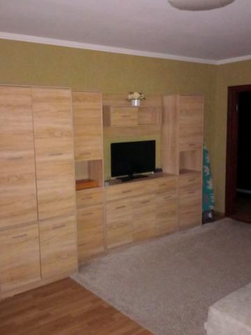 Захисників України вул., 34