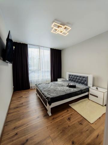 Жовківська вул., (Будинок)