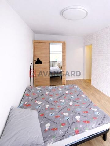 Зимових Походів вул. (Молодогвардійська), 20