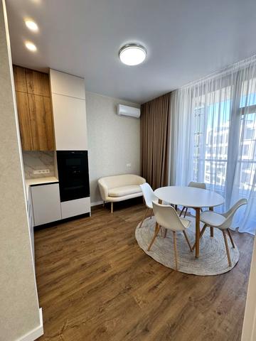 Ґарета Джонса вул. (Сімї Хохлових), 12-А