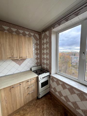 Нескорених вул., 36