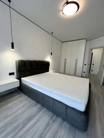 Голосіївський просп. (40-річчя Жовтня), 17