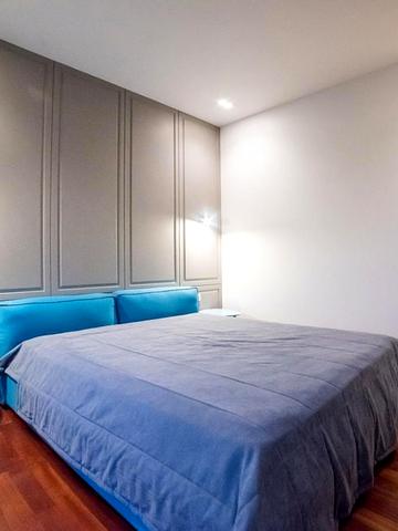 Андрія Верхогляда вул. (Михайла Драгомирова), 7