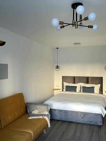 Митрофана Довнар-Запольського вул., 9