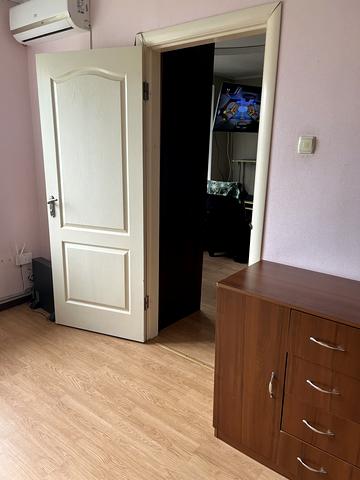 Київська вул., 49