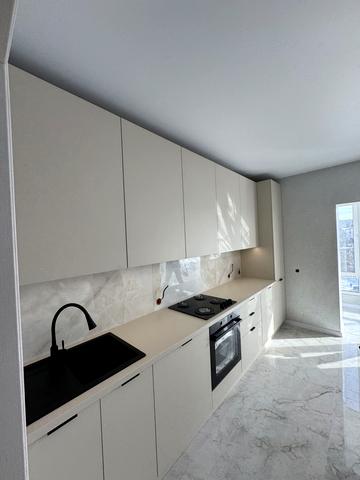 Глиняна вул., (Будинок)