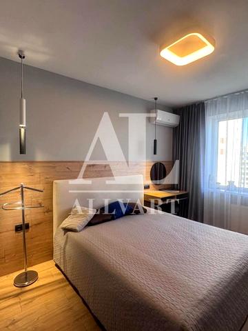 Львівська вул., 15