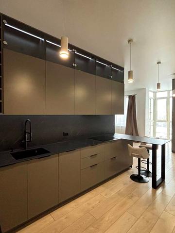 Євгена Коновальця вул. (Щорса), 36-Е