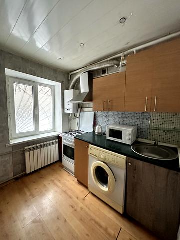 Решата Аметова вул. (Романа Кармена), 11