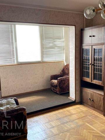 Рональда Рейгана вул., 9