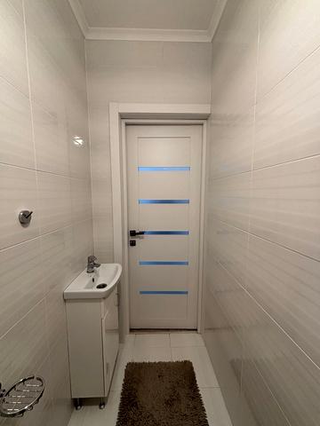 Залізнична вул., 4