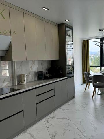 Олекси Довбуша вул., 8