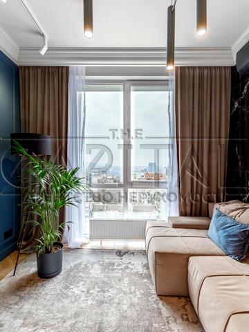 Бульварно-Кудрявська вул. (Воровського), 17