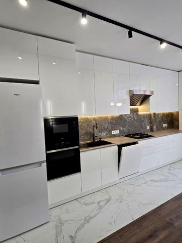 Бельведерська вул., 23