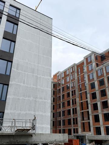 Героїв Майдану вул., (Будинок 2)