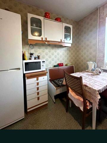 Київська вул., 14