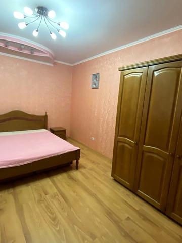 Василя Касіяна вул., 2/1