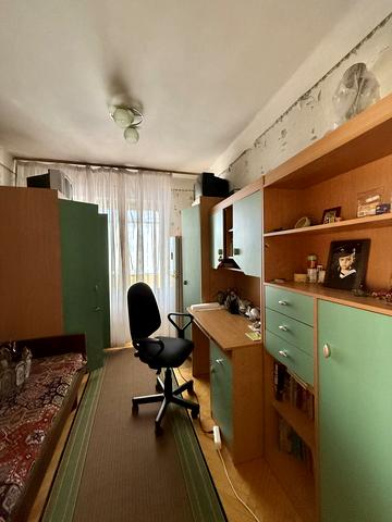 Леся Курбаса просп., 15