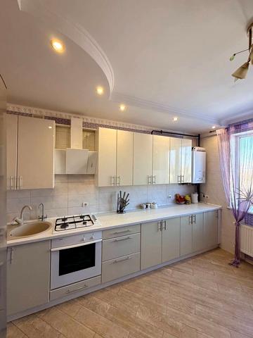 Старицького вул., 60в