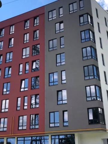 Василя Сухомлинського вул., 36