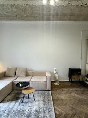 Леоніда Глібова вул., 17