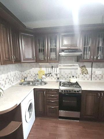 Івана Миколайчука вул., 22