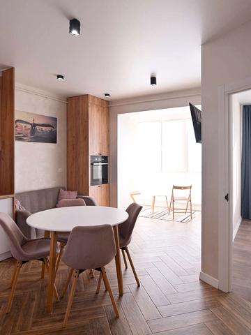 Студентська вул., 34а