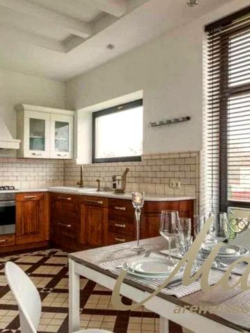 Острівна вул.