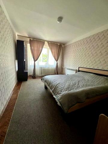 Соломянська вул., 8