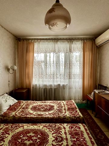 Науки просп. (Гагаріна), 122