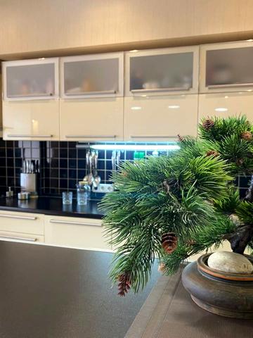 Херсонська вул., 9-А