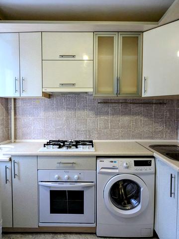 Віктора Френчка вул., 8