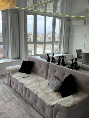 Берестейський просп. (Перемоги), 5-В