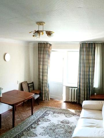 Високовольтна вул., 28