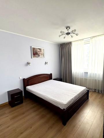 Оболонський просп., 1к1