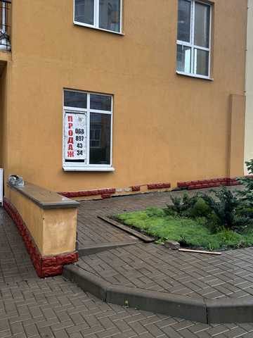 Валерія Лобановського вул., 30а