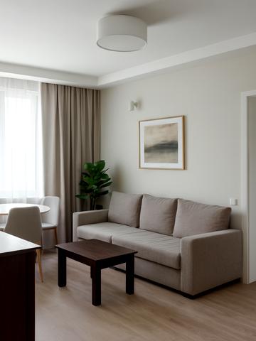 Русанівська набережна вул., 12