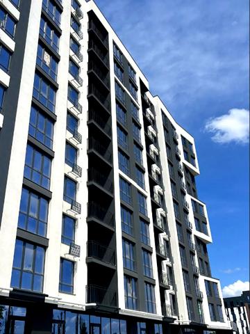 Героїв Миколаєва вул., 129А