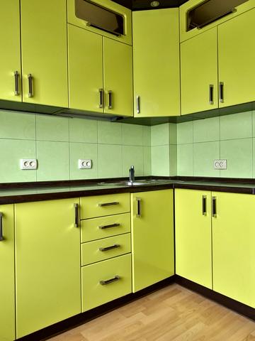 Райдужна вул., 71