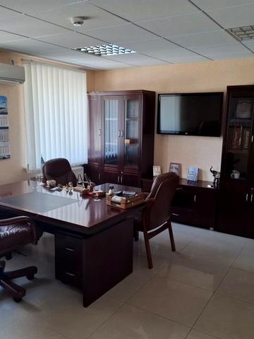 Заводська, 5