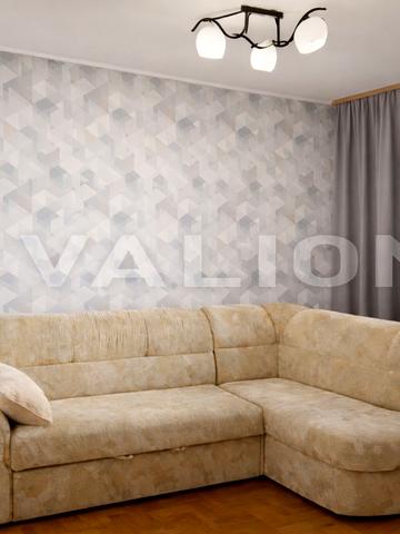 Полярна вул., 8-Е